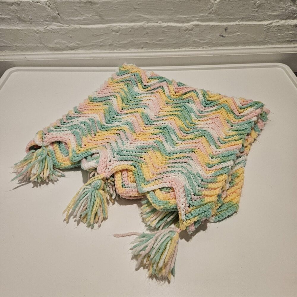 Crochet Knit Pink Yellow Green White Pastel Color Fringe Tassel Baby Blanket